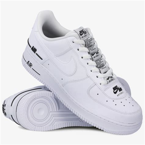 Air Force 1 Schuhe. Nike AT